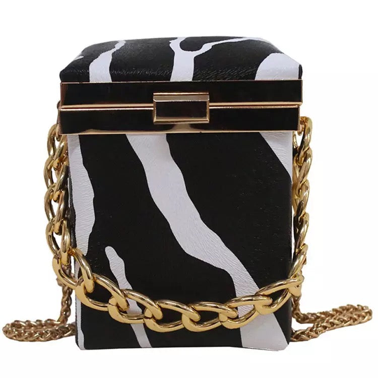 Amazonia Box Bag