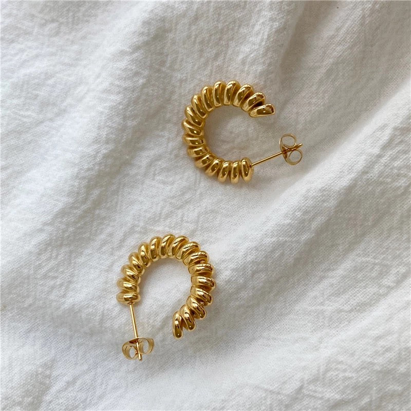 Gina Hoops