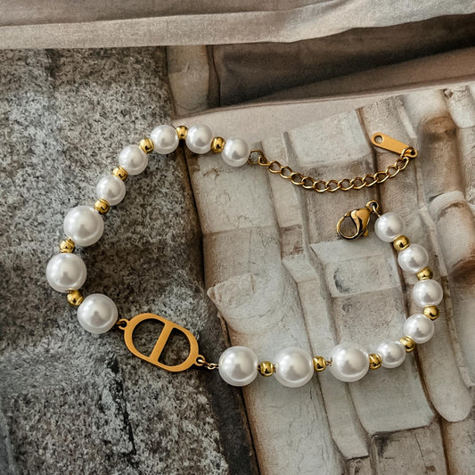 Crissy Pearl bracelet